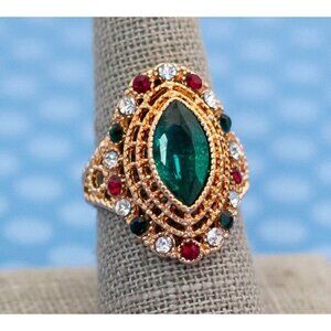 Vintage Royal Emerald's Eye Ring Size 8 1/2 - M21